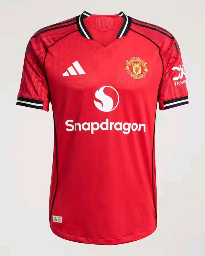 MANCHESTER UNITED 1ra equipación 2025/2026