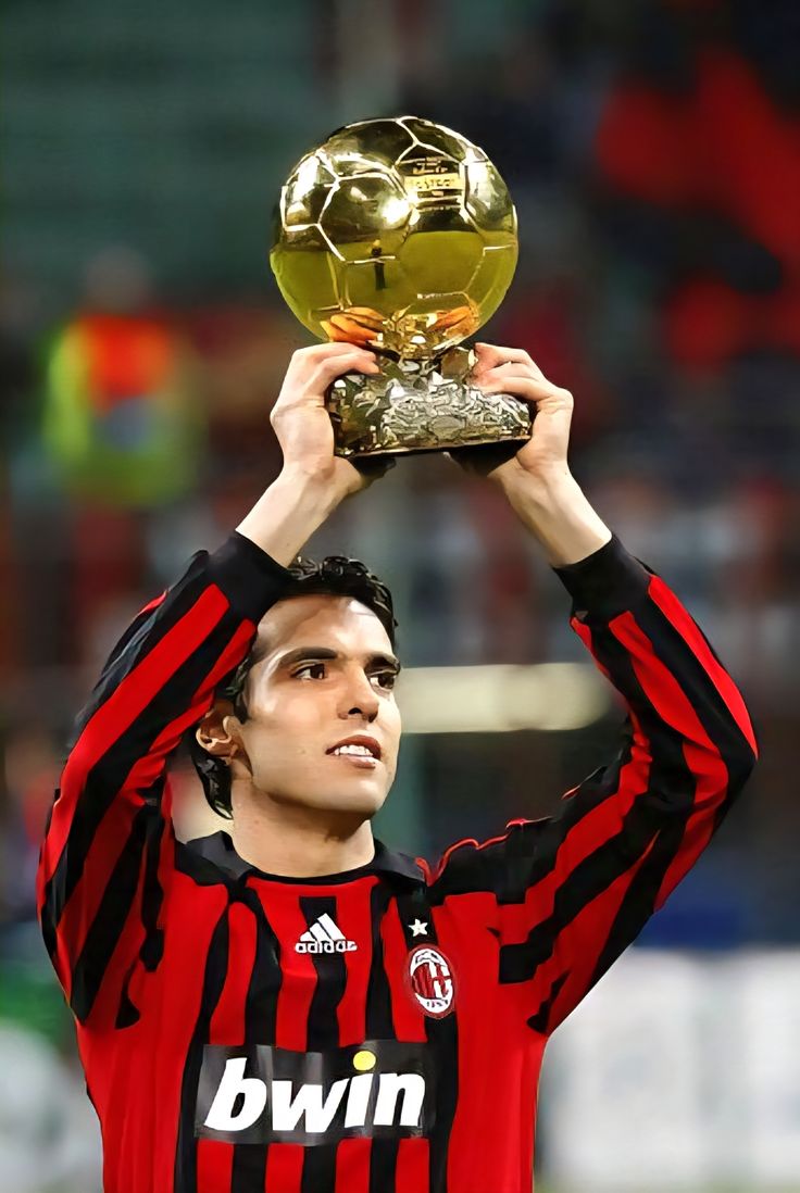 MILAN CF RETRO 1ra equipacion 2006/2007